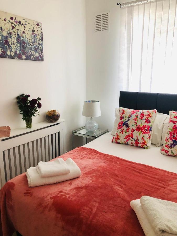 Апартаменти Super Location 2, 1Min Metro 10 Min From Camden Лондон Екстер'єр фото