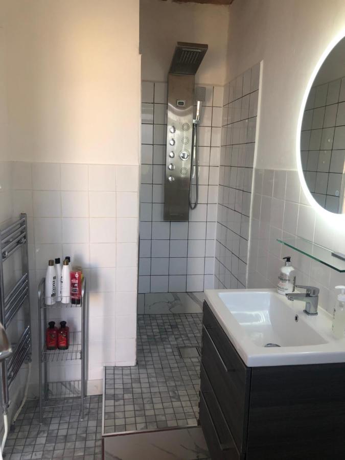 Апартаменти Super Location 2, 1Min Metro 10 Min From Camden Лондон Екстер'єр фото
